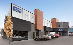 Travelodge By Wyndham Alma
